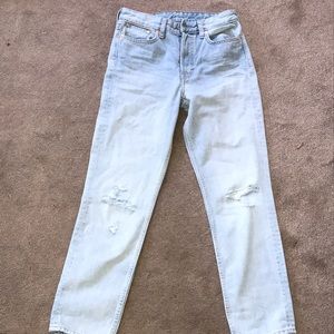 H&M Brand new Vintage fit highwaisted light jeans